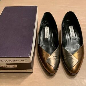 Emma Uno Pensacola Pewter small wedge slip on’s I bronze & pewter colors.